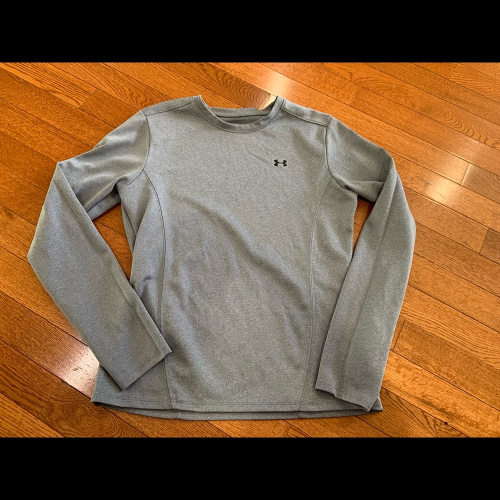 Under Armour boys top